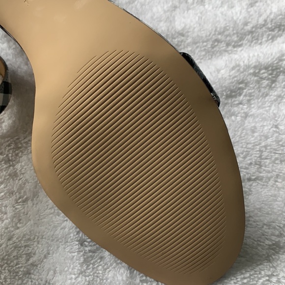 Talbots sling back heel - Picture 4 of 4